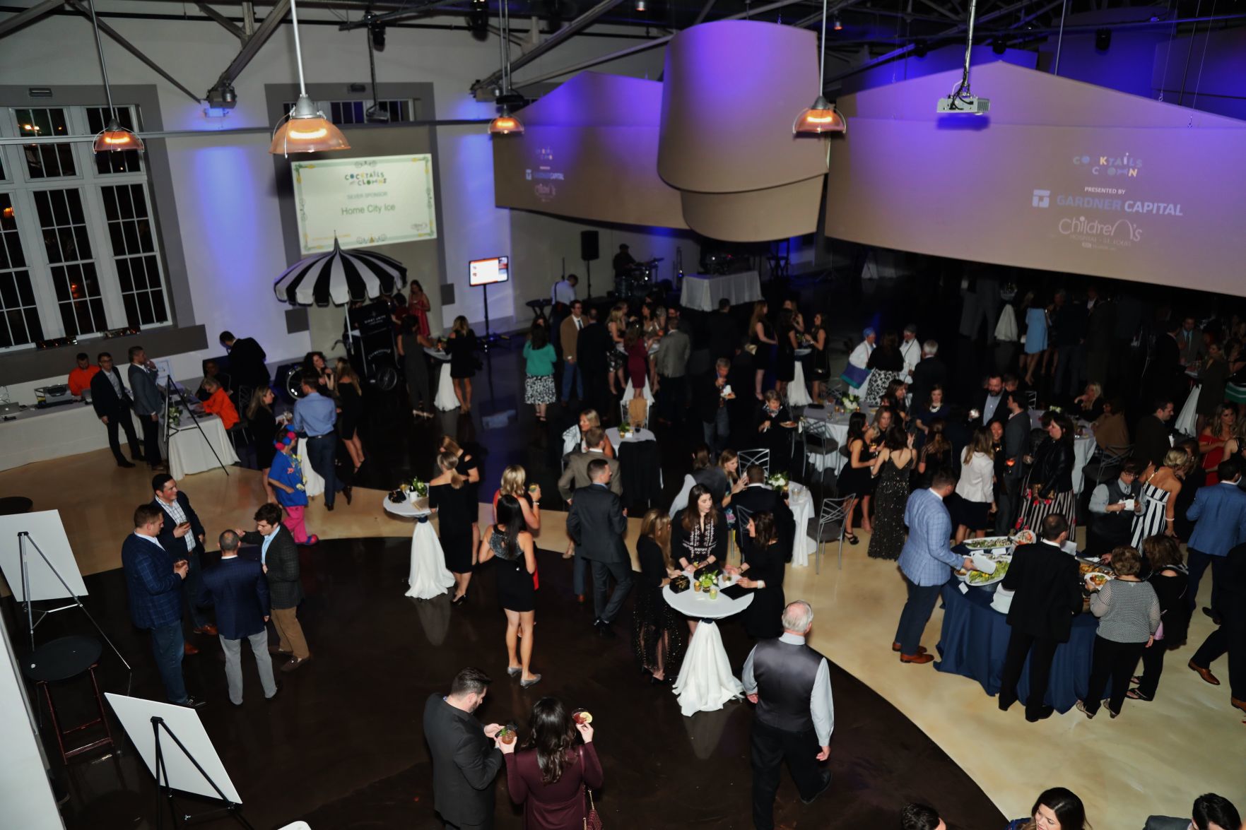 2018-Cocktail-and-Clowns-037.JPG